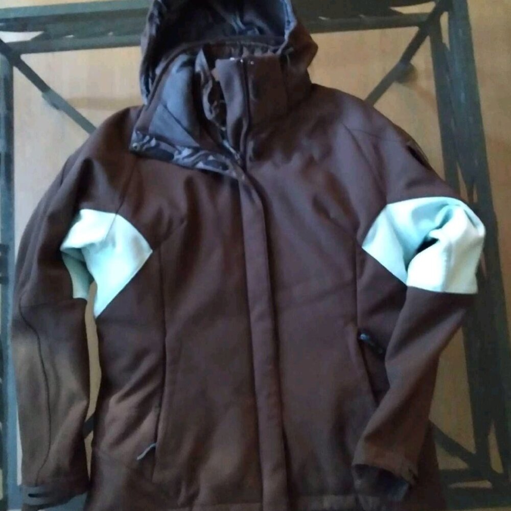 Women's Ski Jacket Set!!